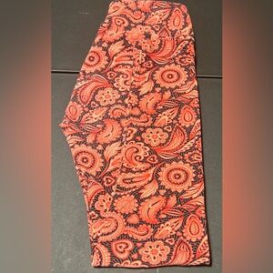LuLaRoe one size paisley leggings